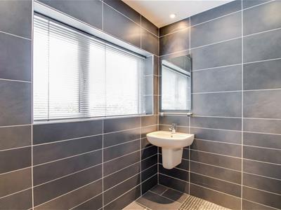 WET ROOM